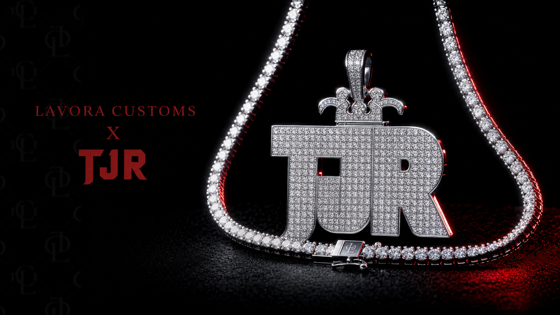 One-of-one pendant and chain presentation system